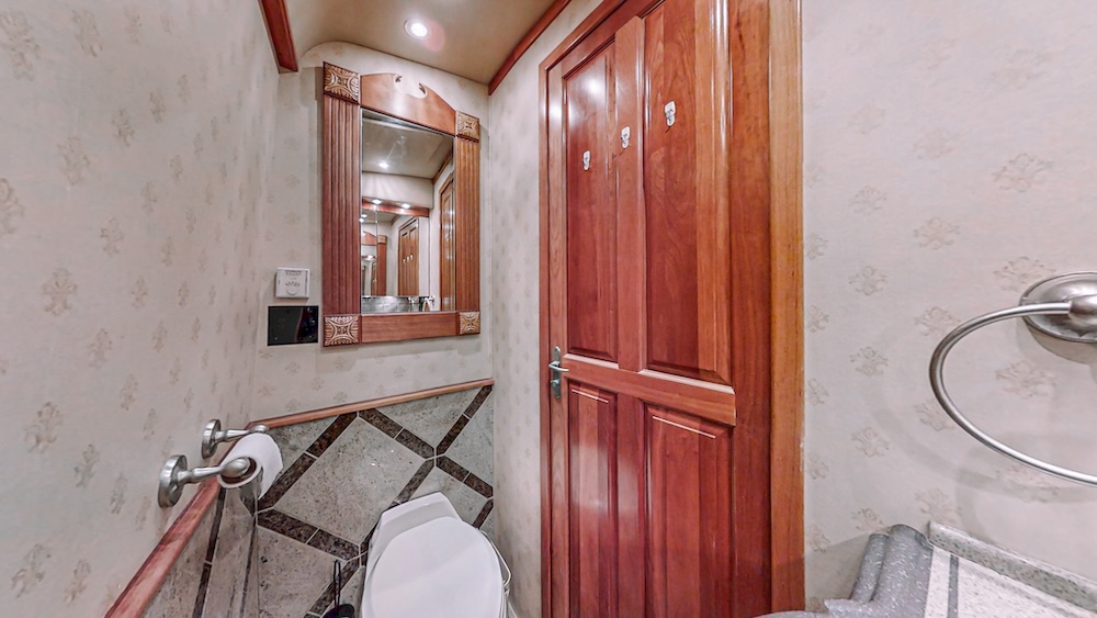 2006 Prevost Royale XLII For Sale